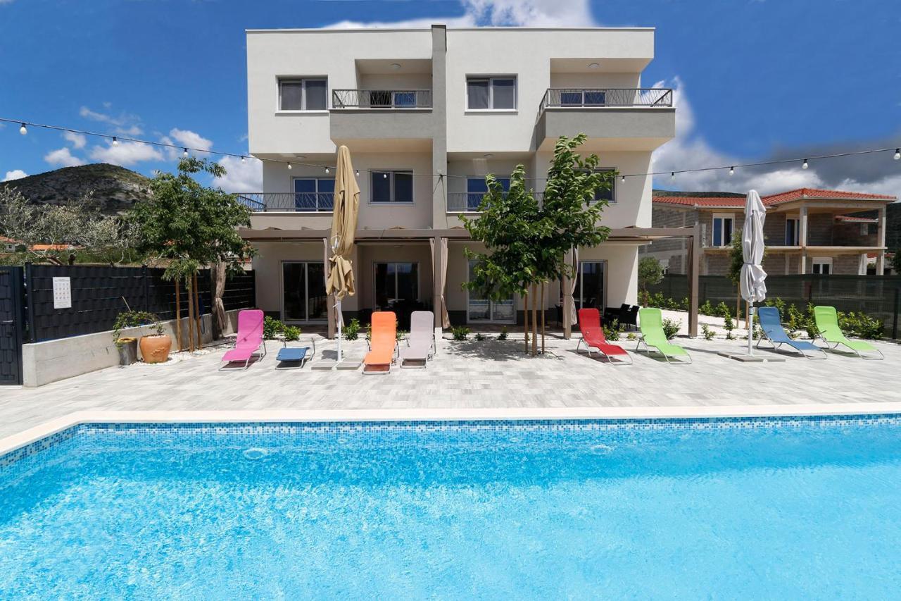 Hotel Bulli Croatia Donji Seget Exteriér fotografie