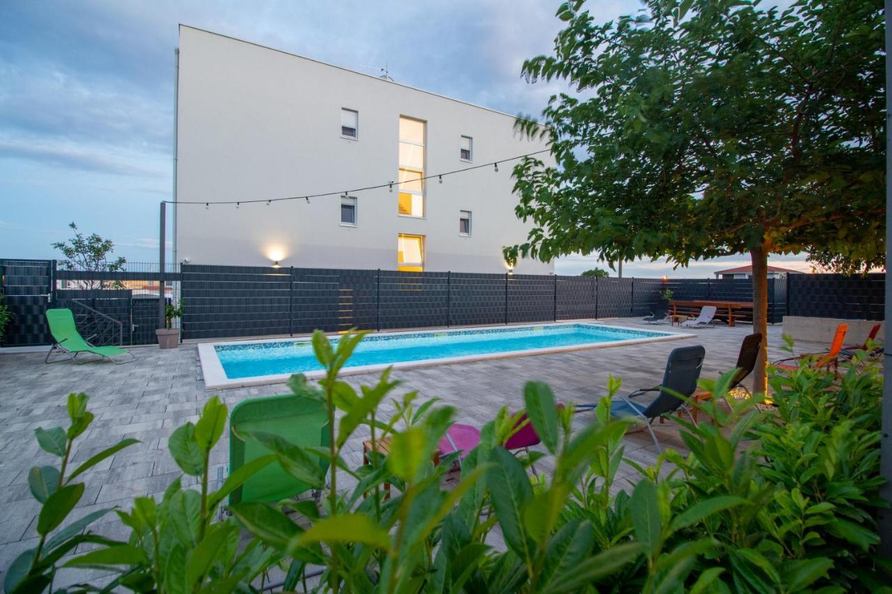 Hotel Bulli Croatia Donji Seget Exteriér fotografie