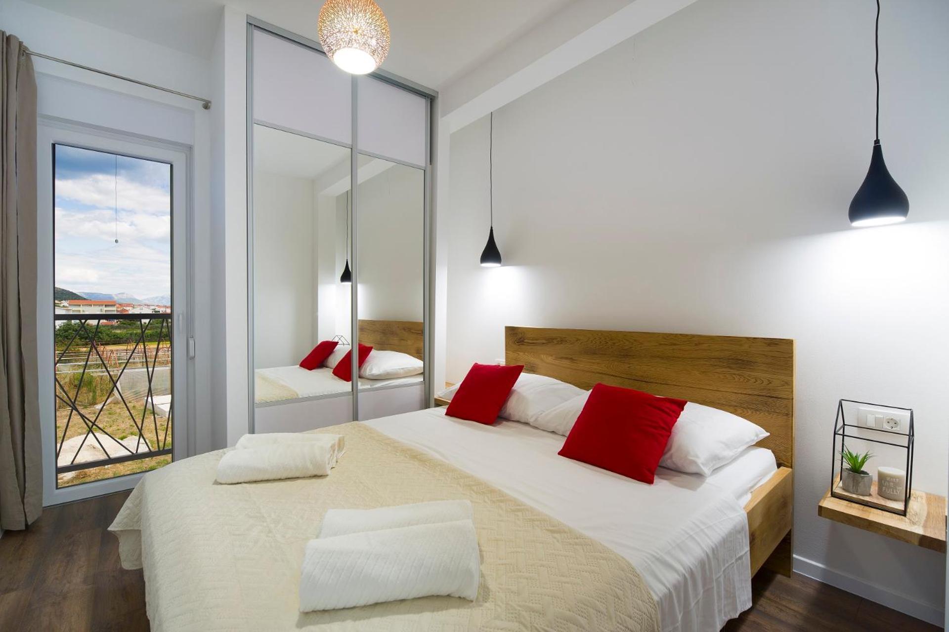 Hotel Bulli Croatia Donji Seget Exteriér fotografie