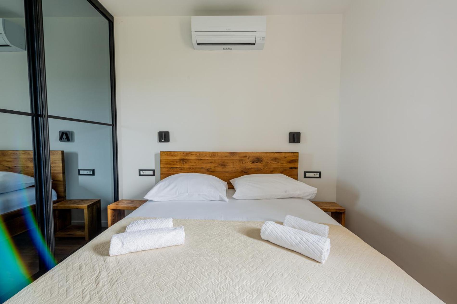Hotel Bulli Croatia Donji Seget Exteriér fotografie
