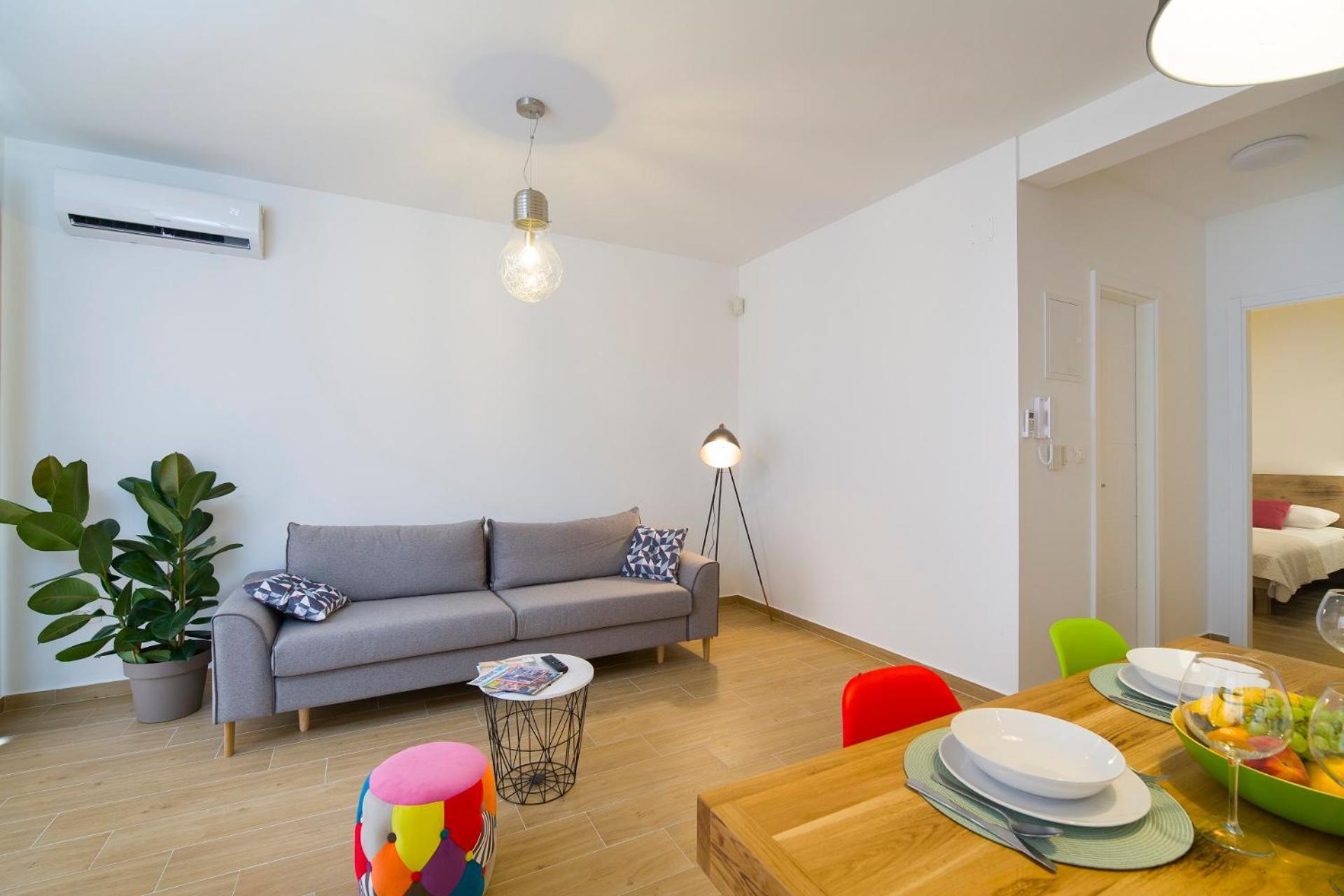 Hotel Bulli Croatia Donji Seget Pokoj fotografie