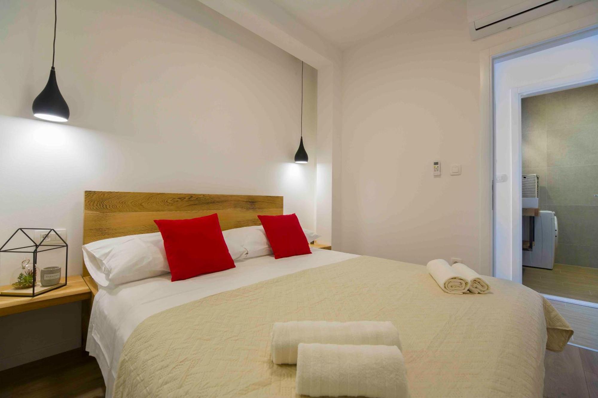 Hotel Bulli Croatia Donji Seget Exteriér fotografie